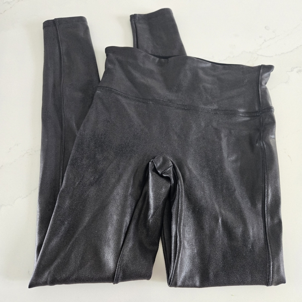 Spanx Faux Leather High Waisted Black Leggings Full Length Women's Size Small - Picture 2 of 6
